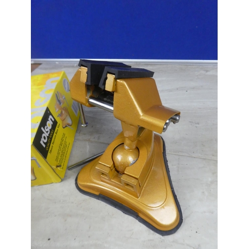 374 - A boxed Rolson 70mm vacuum base vice.