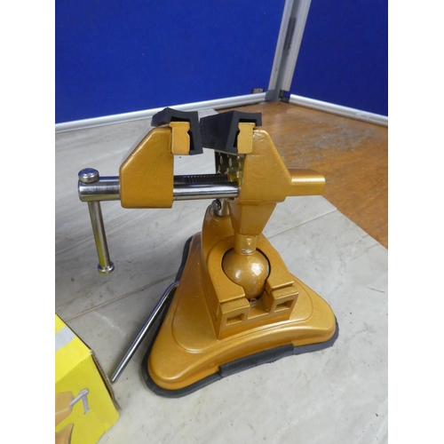 374 - A boxed Rolson 70mm vacuum base vice.