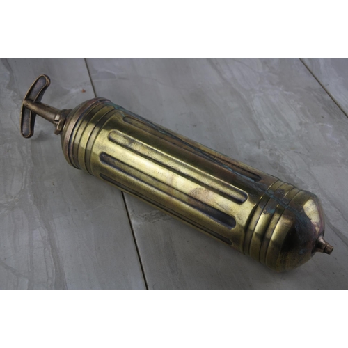 113 - A stunning vintage brass cased Pyrene fire extingusher.