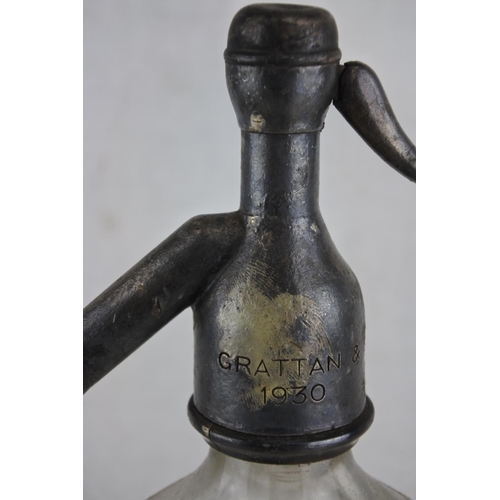 116 - An antique Grattan & Co soda syphon.