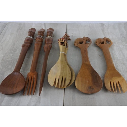 139 - Three set of wooden utensils.