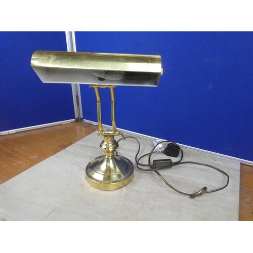 467 - A brass effect banker's lamp.  Approx 30cm.