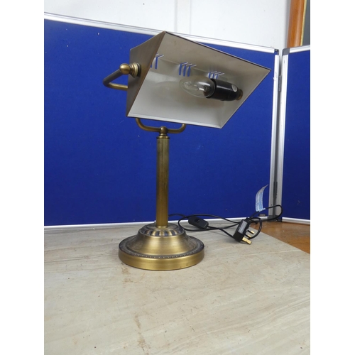 471 - A banker's style desk lamp.  Approx 40cm.