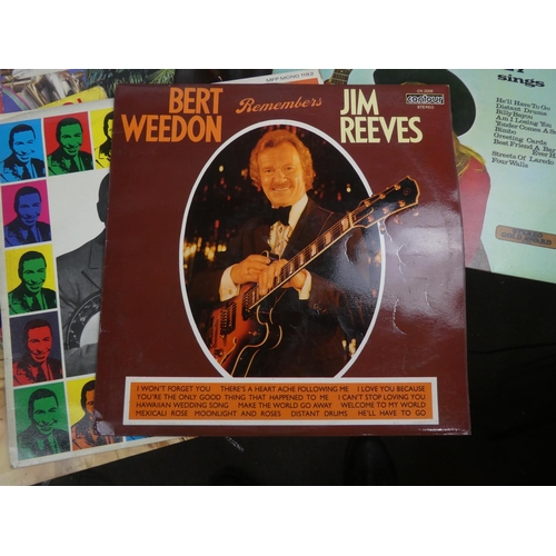 478 - A collection of vintage records and albums to include Russ Conway, The Bachelors, Andy William's, Ch... 