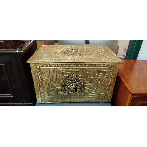 76 - A large brass fire box.  Approx 52x32x32cm.