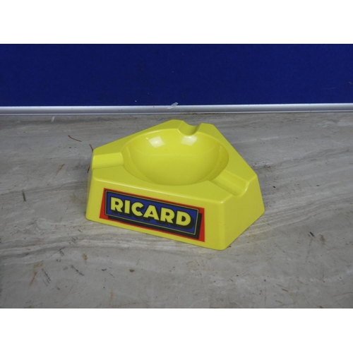 510 - A Plastorex Ricard ashtray.