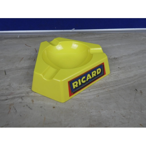 510 - A Plastorex Ricard ashtray.