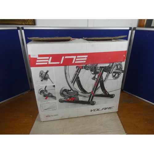 528 - A boxed Volare turbo trainer.