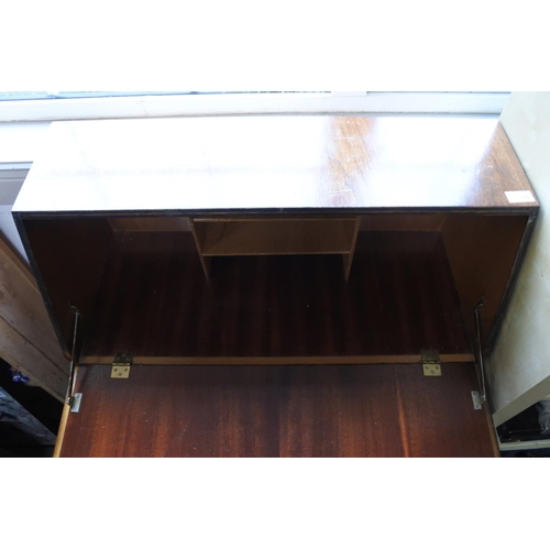 609 - A vintage writing bureau with two storage shelves below.  Approx 73x100x33cm.