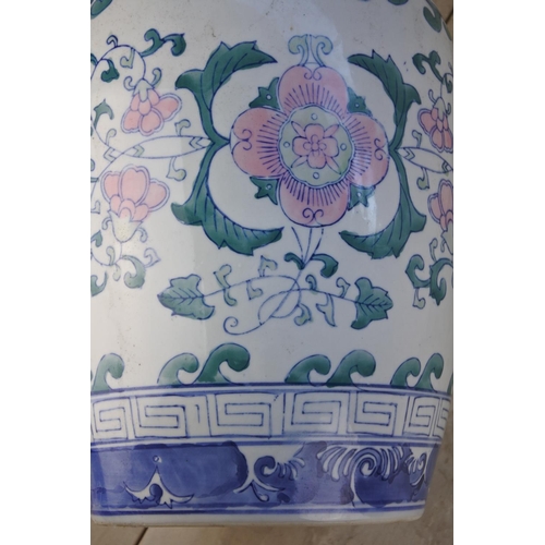 648 - A large Chinese lidded ginger jar.  Approx 33cm.