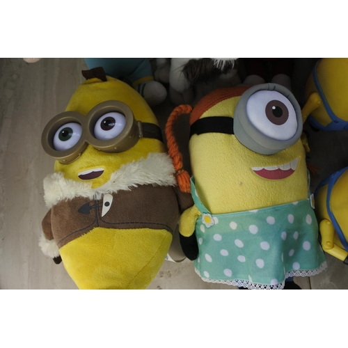 689 - A box of assorted soft toys to include Despicable Me 2 characters and more.