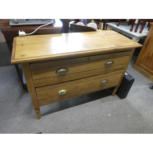 733 - A pine chest of two drawers.  Approx 102x69x42cm.