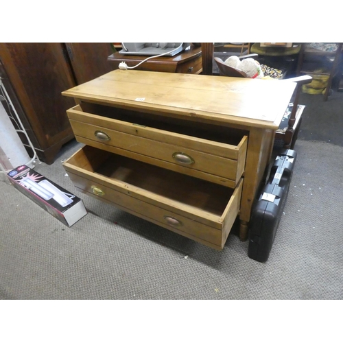 733 - A pine chest of two drawers.  Approx 102x69x42cm.