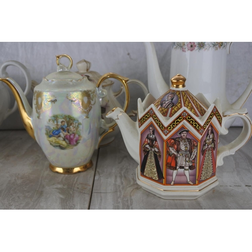 761 - A collection of teapots to include Royal Albert, James Sadler and more.