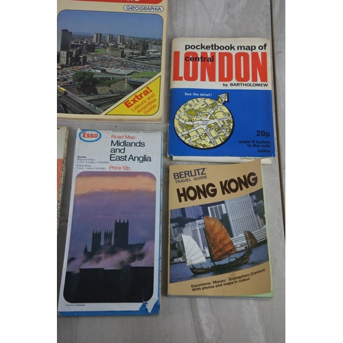 182 - A job lot of various vintage road maps.