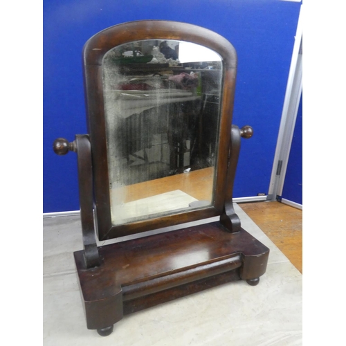 503 - A small antique mahogany dressing table mirror.  Approx 39x49cm.