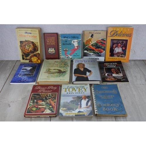 658 - A collection of vintage cookery books and more.