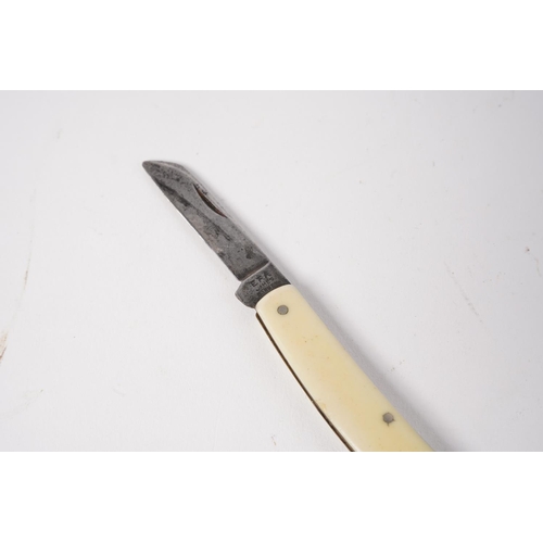 13 - A vintage James Barber 'Era' pen knife.