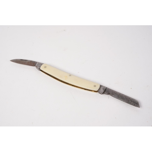 18 - A vintage James Barber 'Era' pen knife.