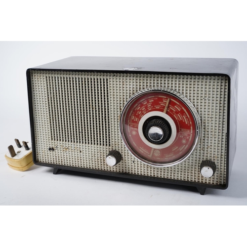 43 - A vintage Philips radio, measuring 32cm x 18cm x 14cm.