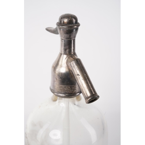 71 - A stunning antique Grattan & Co Ltd, Belfast glass soda syphon.