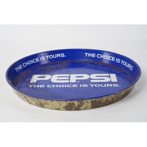 90 - A Pepsi metal tray, measuring 30cm diameter.