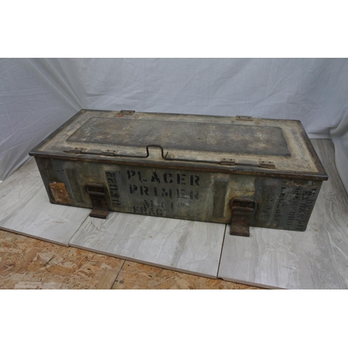 106 - A vintage ammunition crate, measuring 58 x 25 x 44cm.