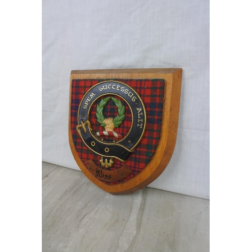 118 - A vintage Scottish themed shield plaque 'Ross - Spem Successus Alit', approx 18x20cm.