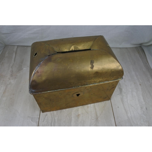 122 - A stunning antique brass 'Ballot Box', Approx 30x25x19cm.