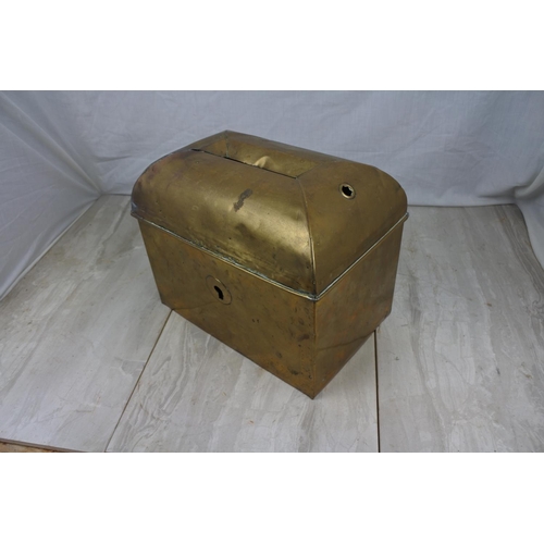 122 - A stunning antique brass 'Ballot Box', Approx 30x25x19cm.