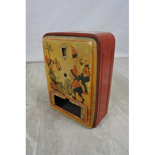 152 - A vintage tin plate money box (a/f).