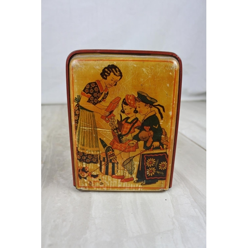 152 - A vintage tin plate money box (a/f).