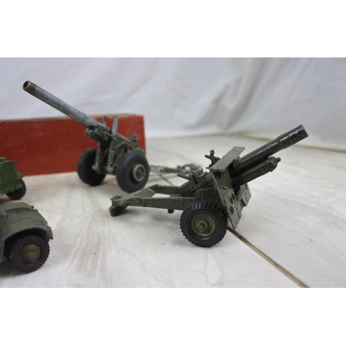 183 - A lot of vintage diecast military toy vehicles.