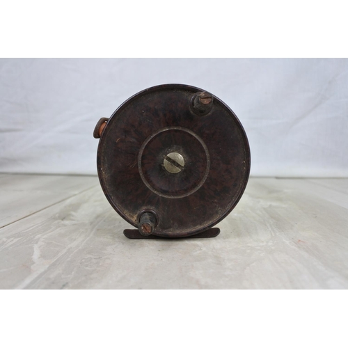 184 - A vintage Bakelite fishing reel.