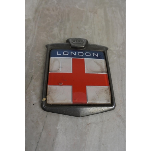 189 - A vintage London car badge, Approx 8x10cm.