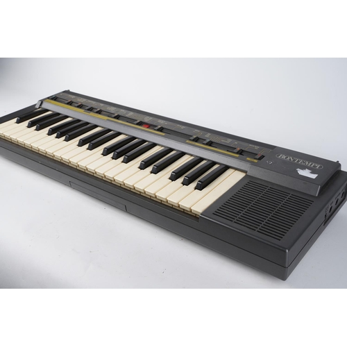 375 - A Bontempi keyboard.