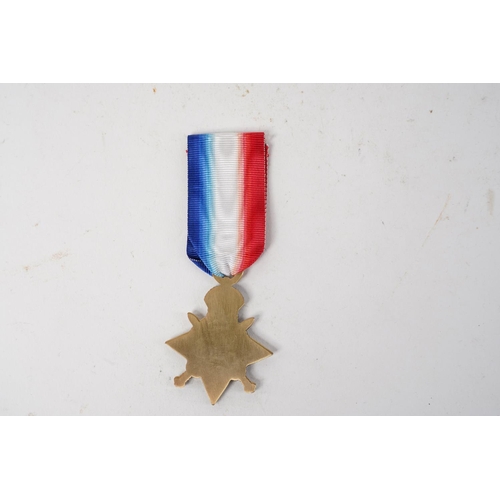 689 - A WW1 1914–15 Star Medal.