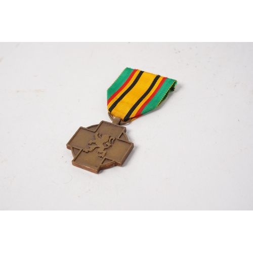 698 - A Belgian 1940–1945 Military Combatant's Medal.