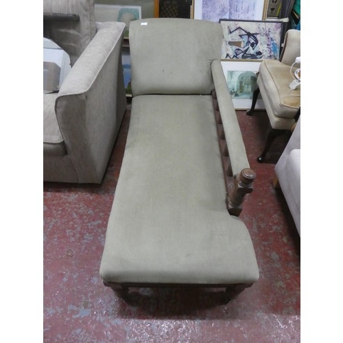 786 - A Stunning upholstered Chaise Lounge chair.