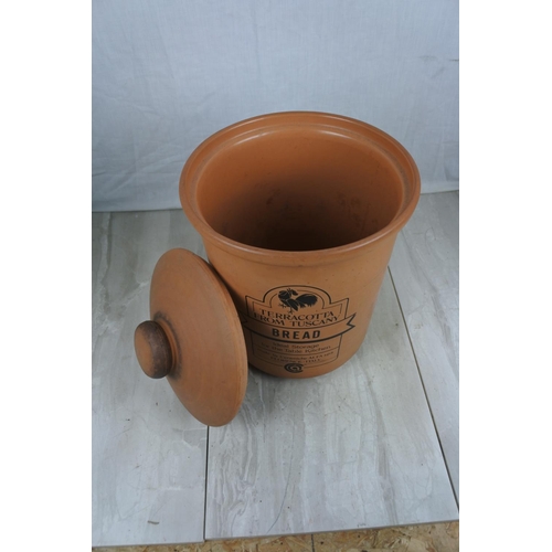 421 - A terracotta 'Bread' container from Tuscany, measuring 33cm.