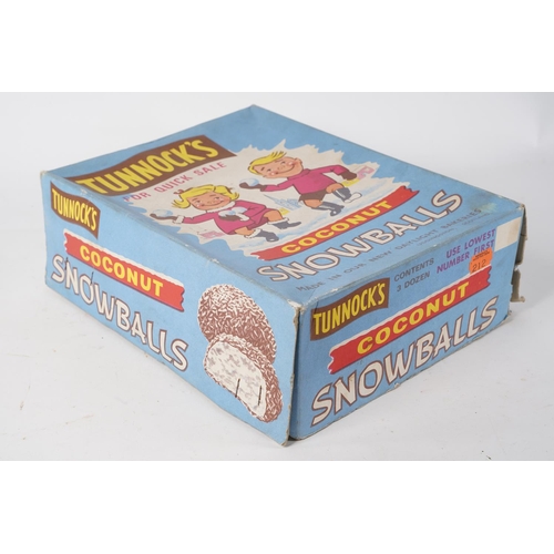 579 - A vintage Tunnock's Coconut Snowball cardboard box.