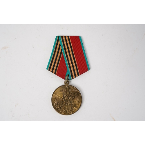 617 - A Russian WW2 Jubilee Medal 