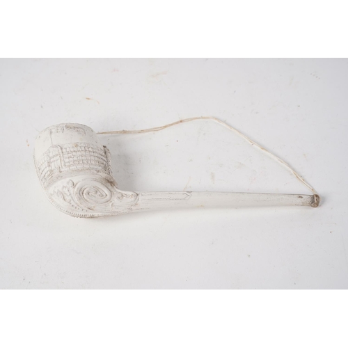 860 - A stunning large antique clay pipe.