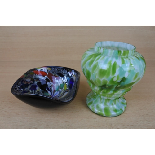 970 - A vintage art glass patterned dish and vase.