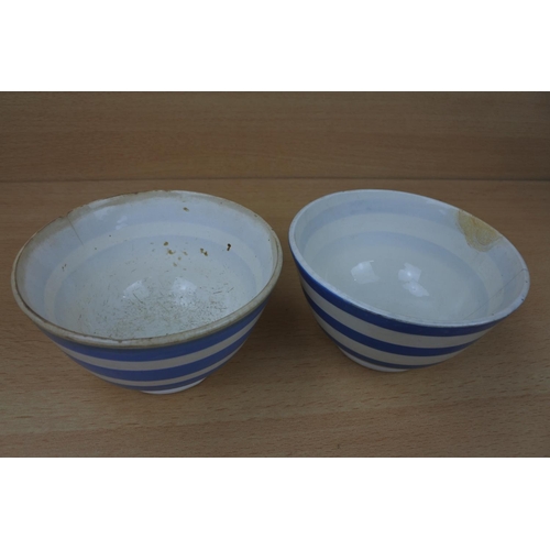 1130 - Two vintage blue and white striped bowls.