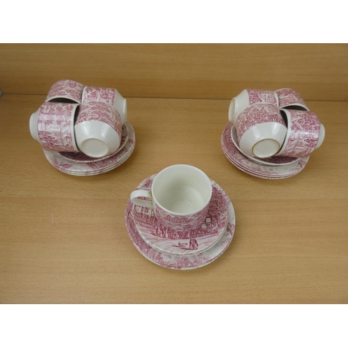 524 - A Broadhurst pottery tea set.