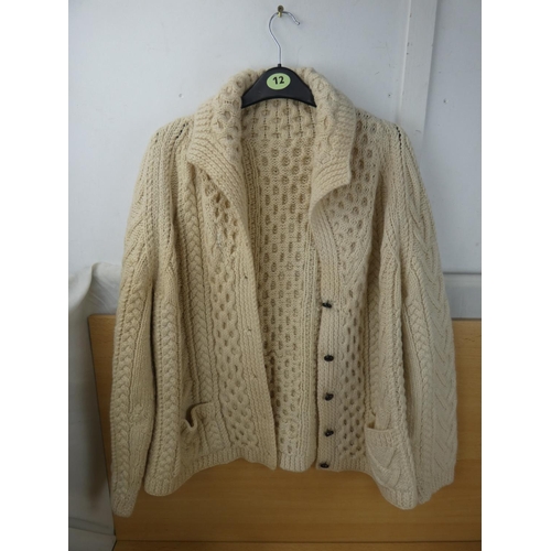 527 - A vintage aran wool cardigan and jumper.