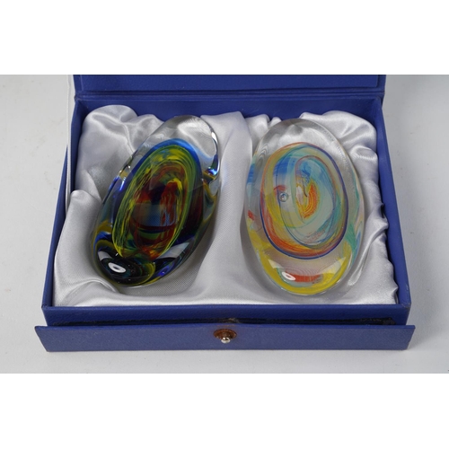 632 - A stunning boxed 'Knightsbridge Collection' glass paperweights.