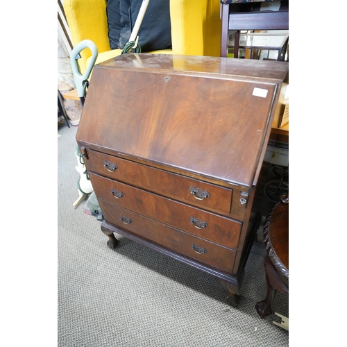 548 - A mahogany writing bureau.