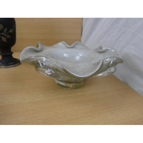 428 - Two pieces of vintage art glass, a Mason's Ironstone 'Mandalay' dish, a clear glass oil lamp base an... 